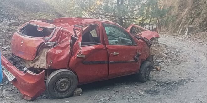 चौपाल में पुलबाहल के समीप कार दुर्घटनाग्रस्त एक की मौत